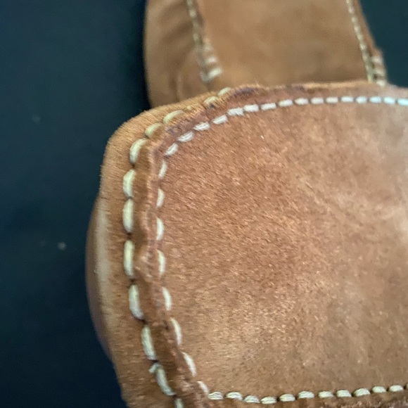 Mens Suede cognac brown shoes. - Picture 3 of 7